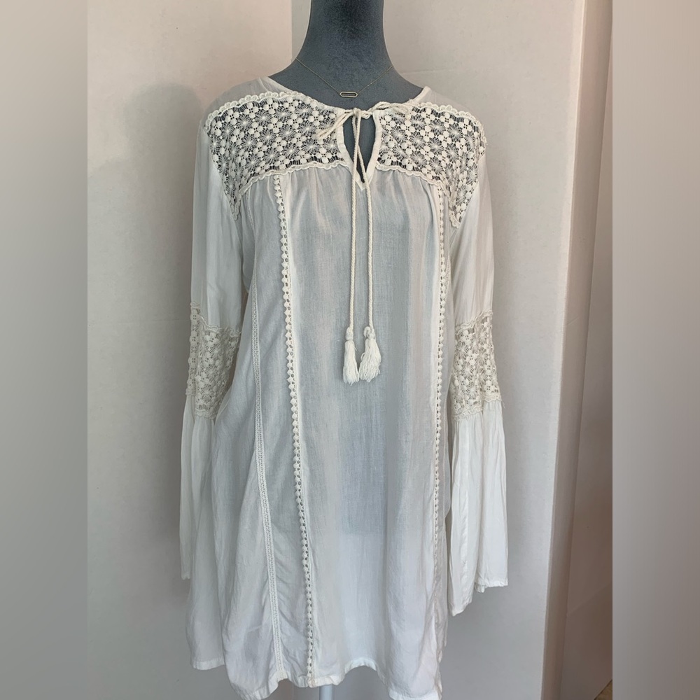 Boho Chic White Tunic Swim Cover Up size Med. Crochet Cottagecore Lightweight